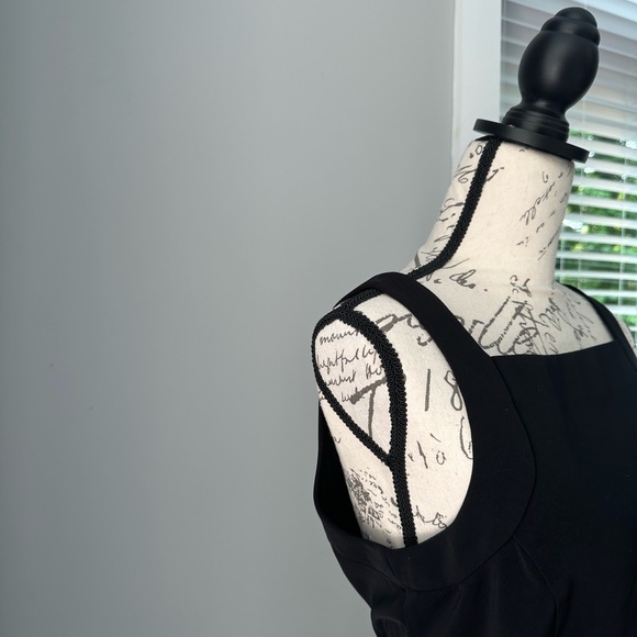 Black skirt set - Picture 3 of 4